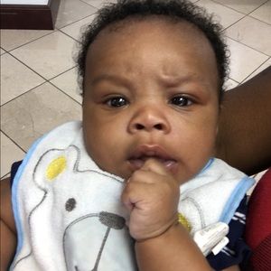 Meet your Posher, Johnisha